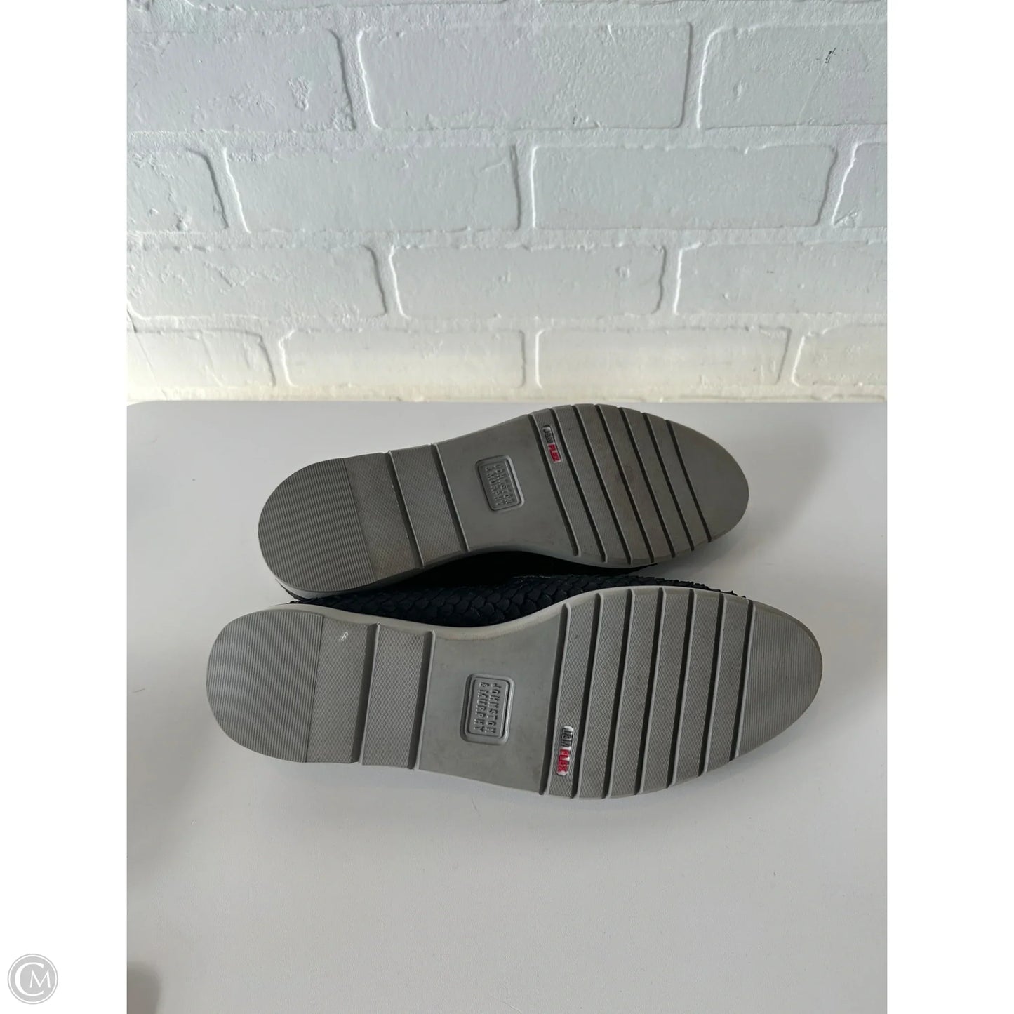 Shoes Flats By Johnston & Murphy In Black, Size: 10