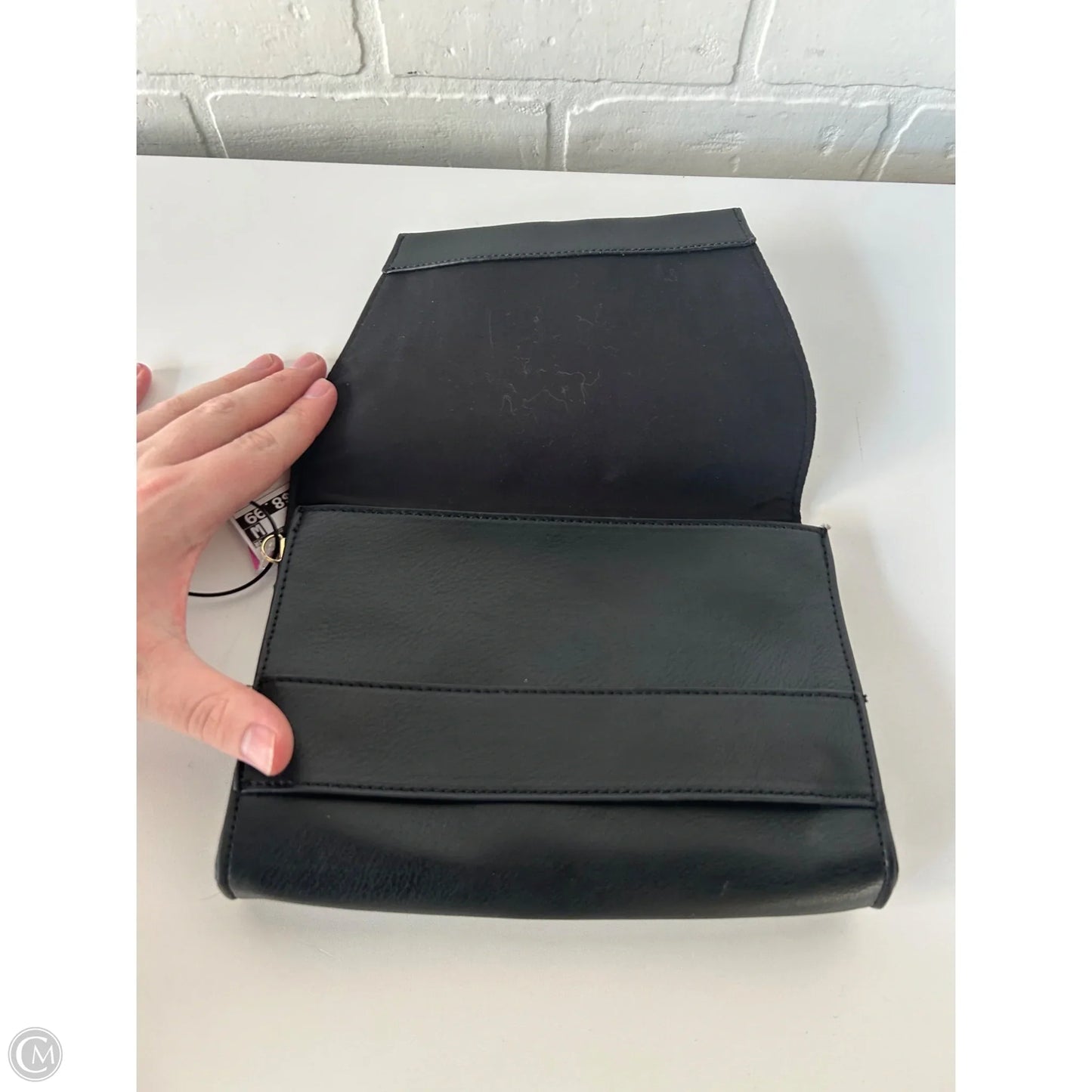 Clutch By Clothes Mentor, Size: Small