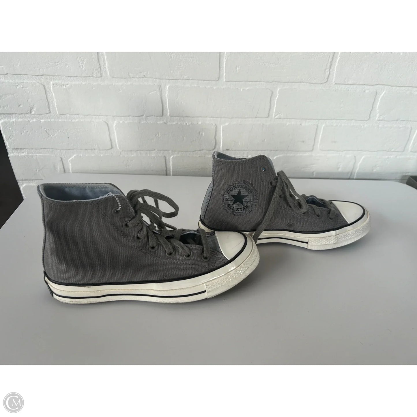 Shoes Sneakers By Converse In Grey, Size: 7