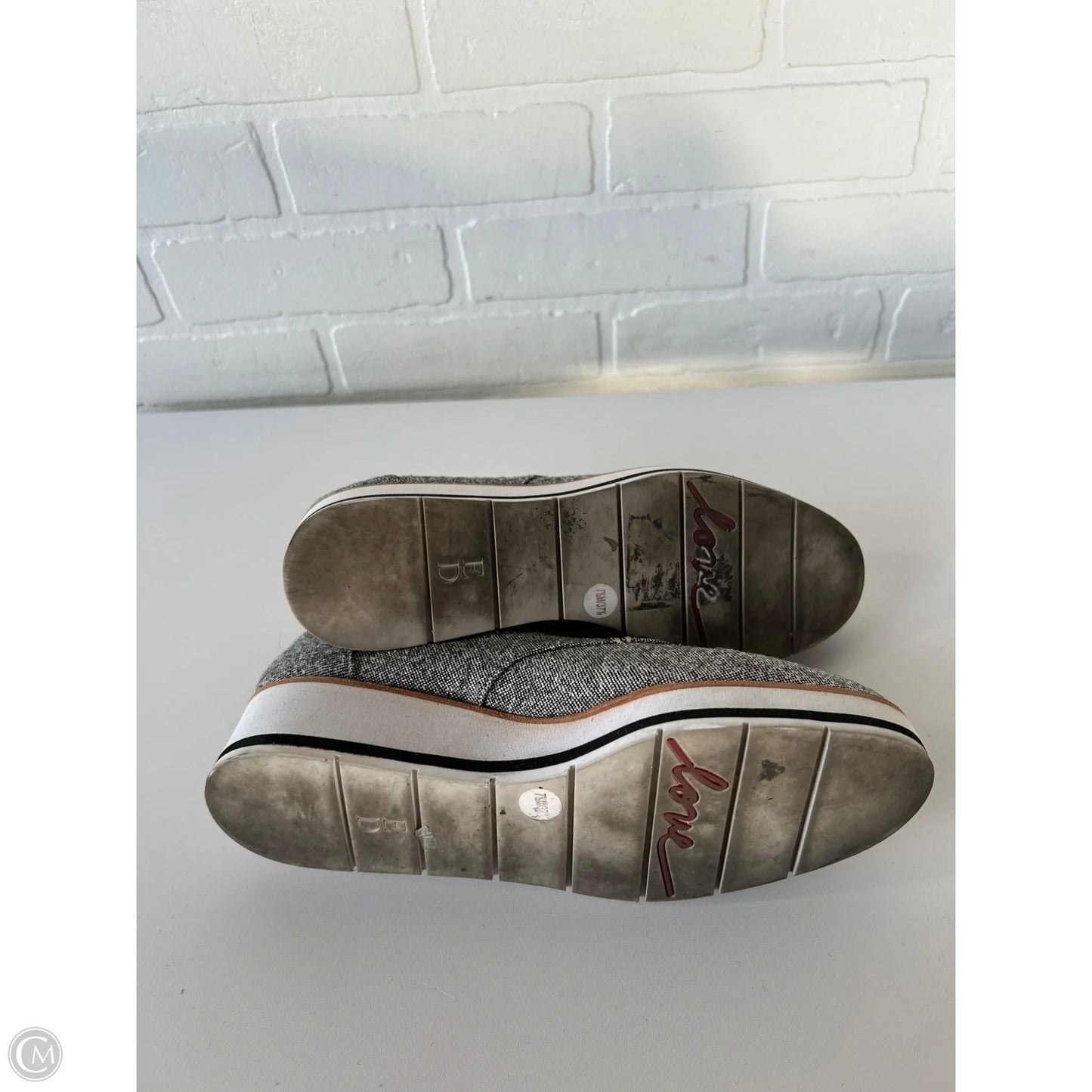 Shoes Flats By Ed Ellen Degeneres In Grey, Size: 7.5