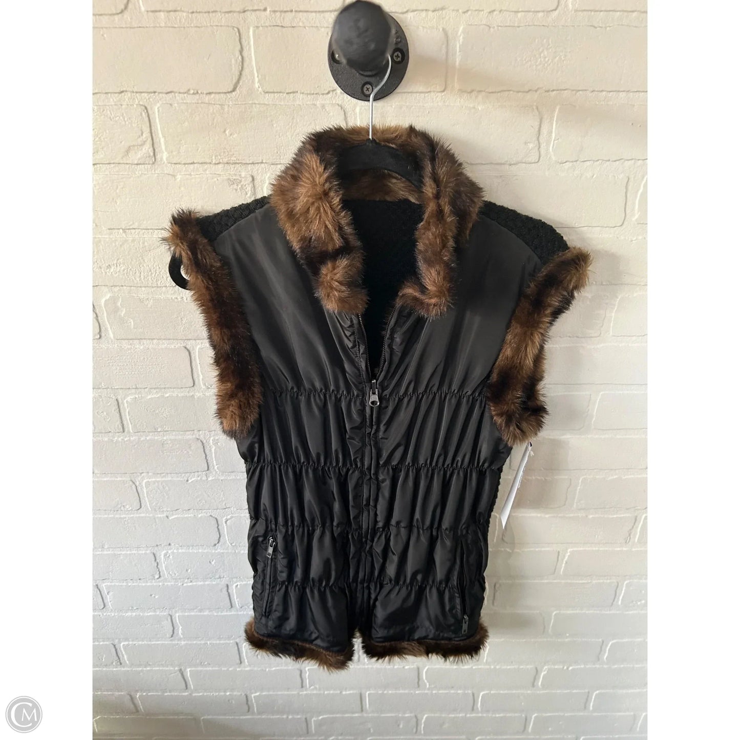 Vest Puffer & Quilted By Clothes Mentor In Black, Size: S