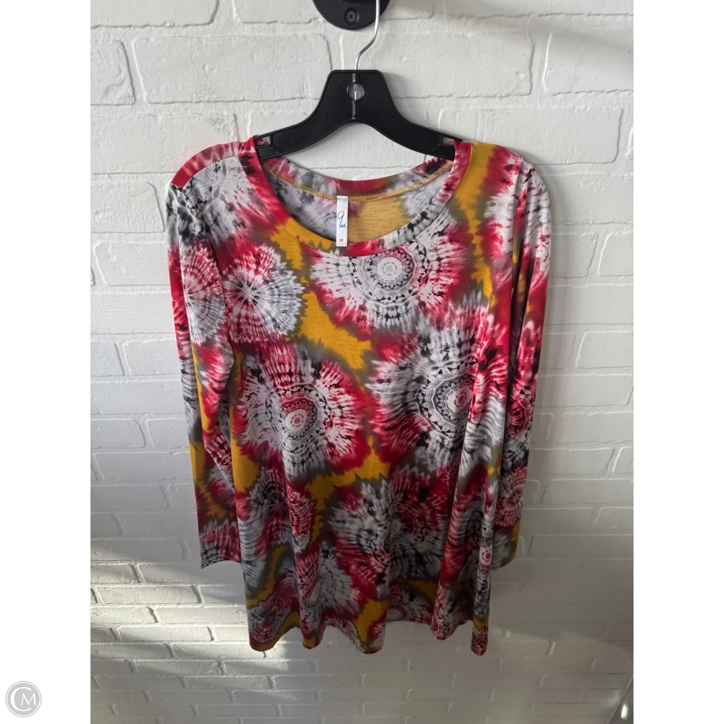 Dress Casual Short By Clothes Mentor In Red & Yellow, Size: M