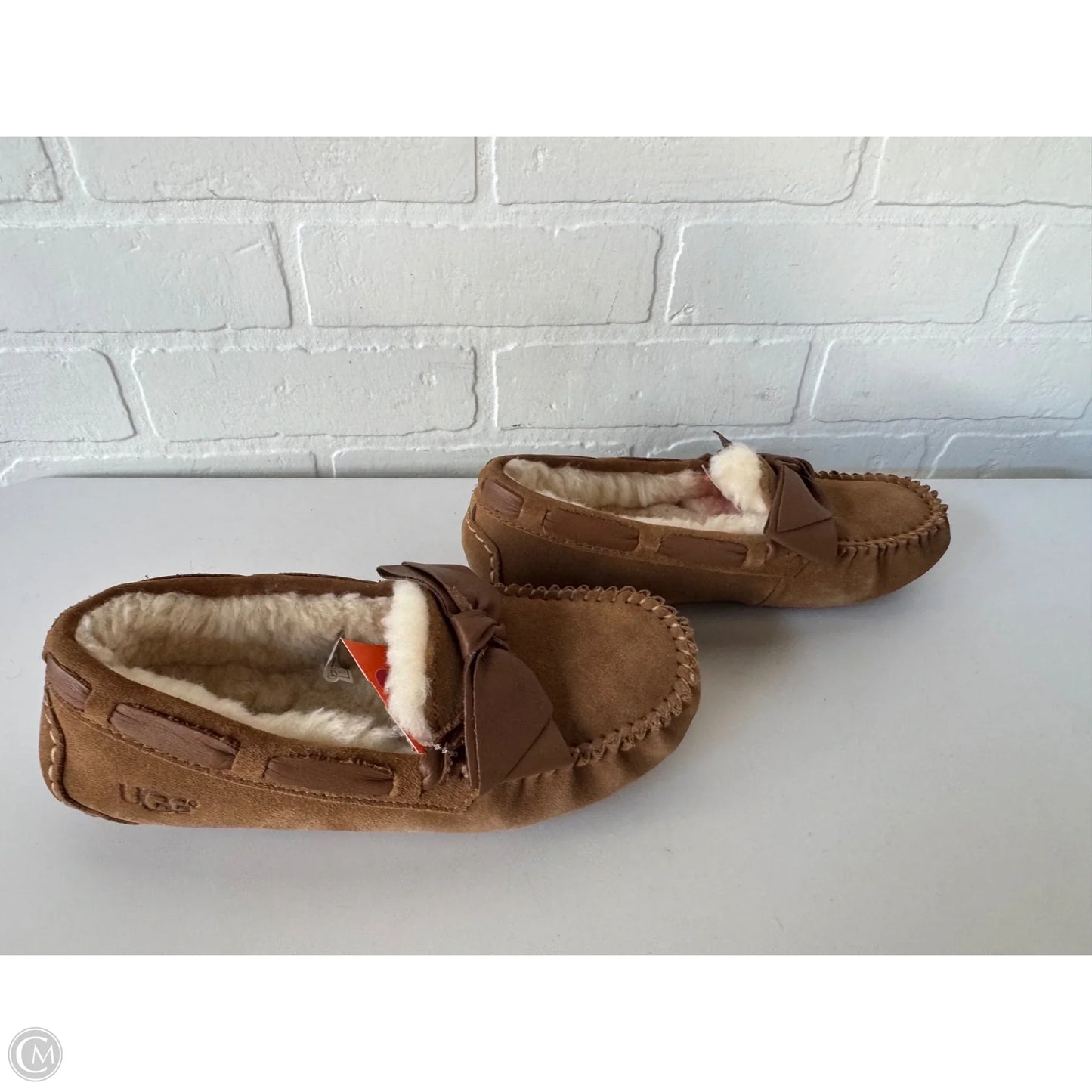 Shoes Designer By Ugg In Brown, Size: 6