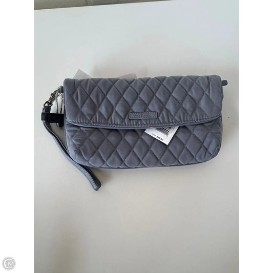 Wristlet By Vera Bradley, Size: Medium