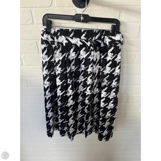Skirt Midi By Forever 21 In Black & White, Size: 12