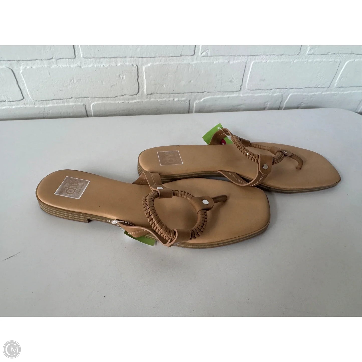 Sandals Flip Flops By Dolce Vita In Tan, Size: 10