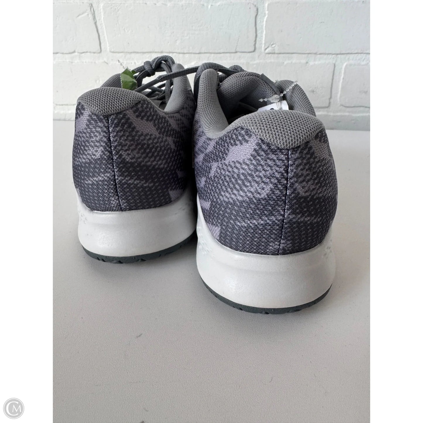 Shoes Athletic By New Balance In Grey, Size: 5.5
