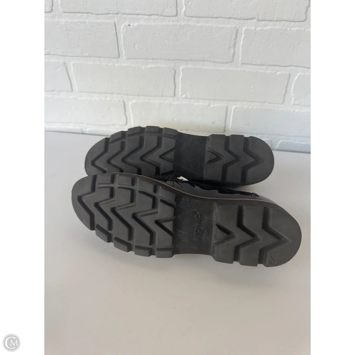 Shoes Flats By Vionic In Black, Size: 8