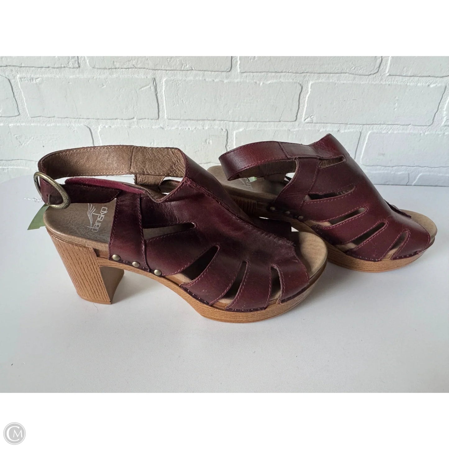 Sandals Heels Block By Dansko In Maroon, Size: 7.5