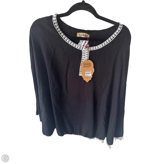 Poncho By Clothes Mentor In Black & White, Size: Osfm