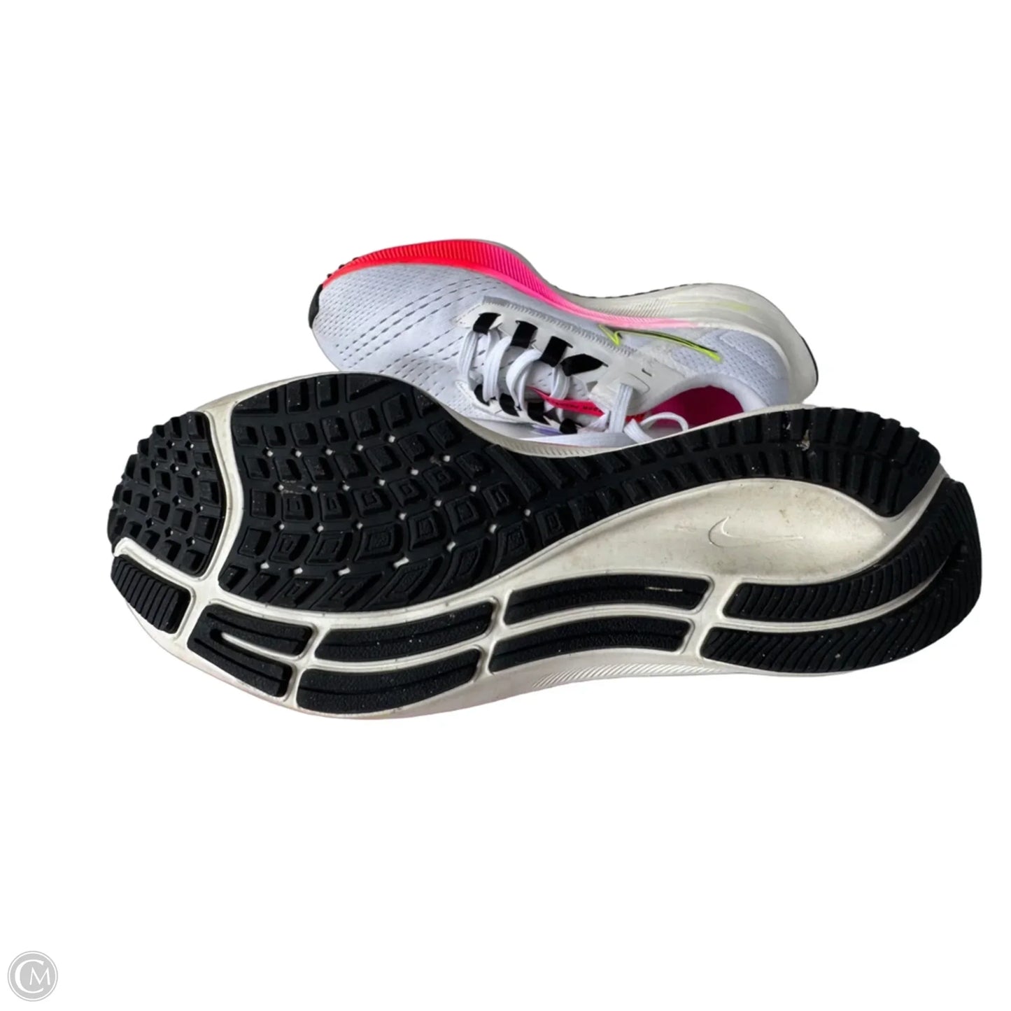 Shoes Athletic By Nike In White, Size: 6