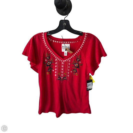 Top Short Sleeve By Clothes Mentor In Red, Size: S