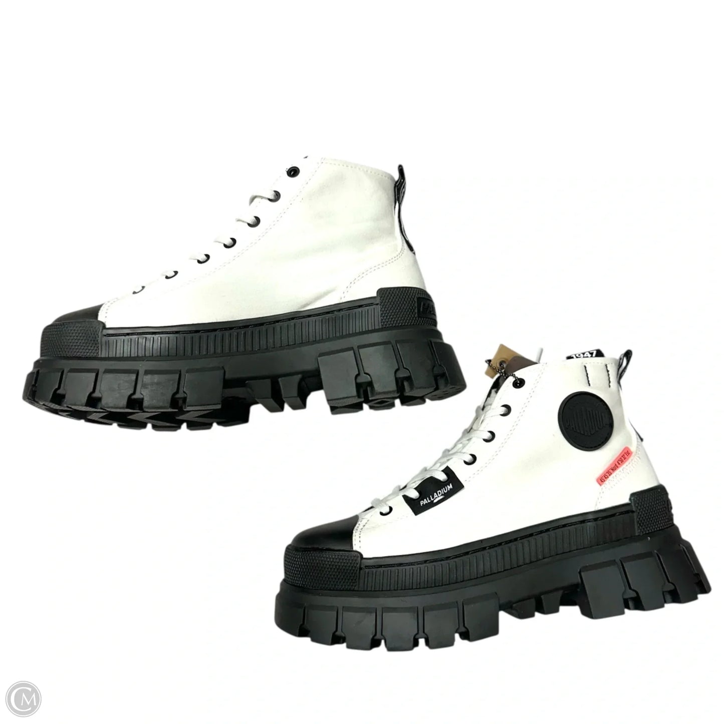 Boots Hiking By Palladium In White, Size: 8