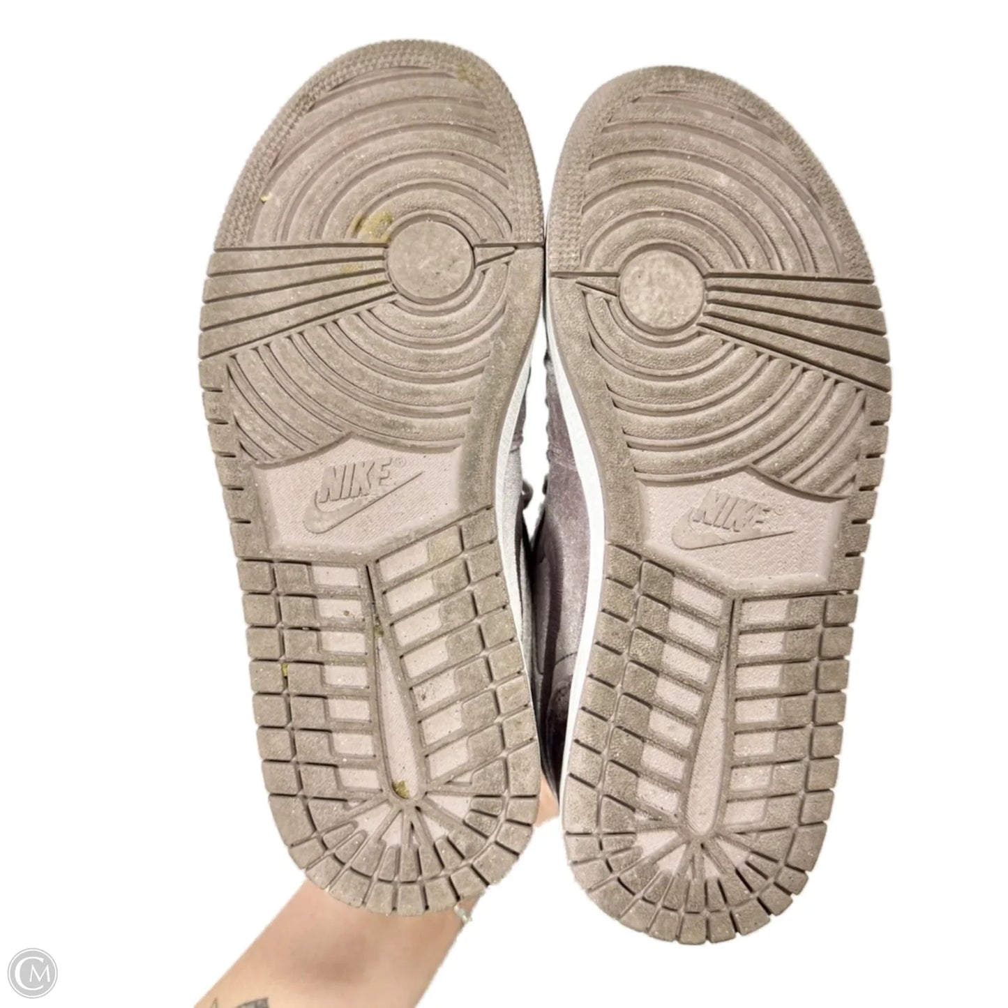 Shoes Luxury Designer By Jordan In Purple, Size: 8.5