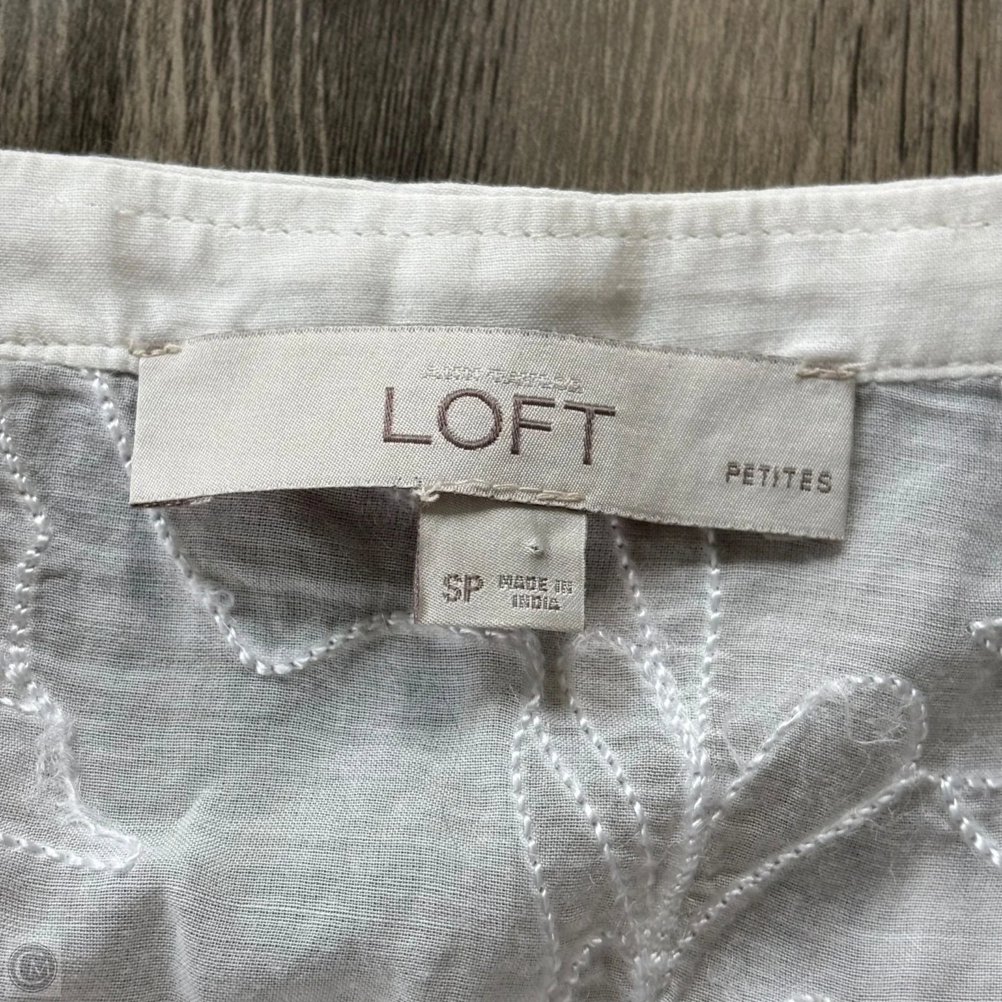 Top Sleeveless By Loft In White, Size: Xs