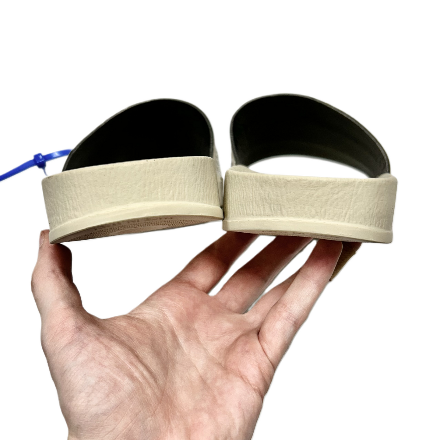 Shoes Luxury Designer By Off White In Cream, Size: 8