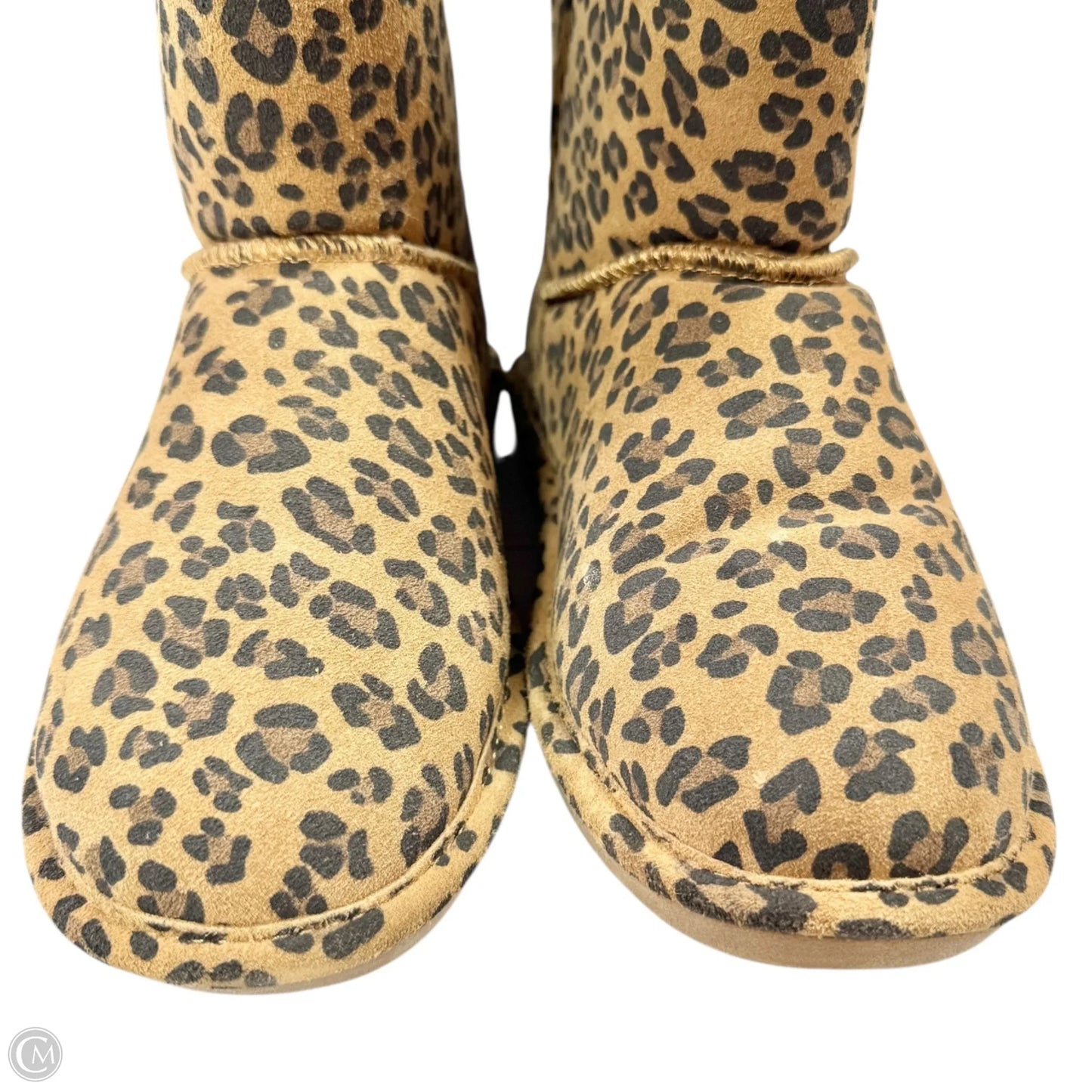 Boots Ankle Flats By Bearpaw In Leopard Print, Size: 10