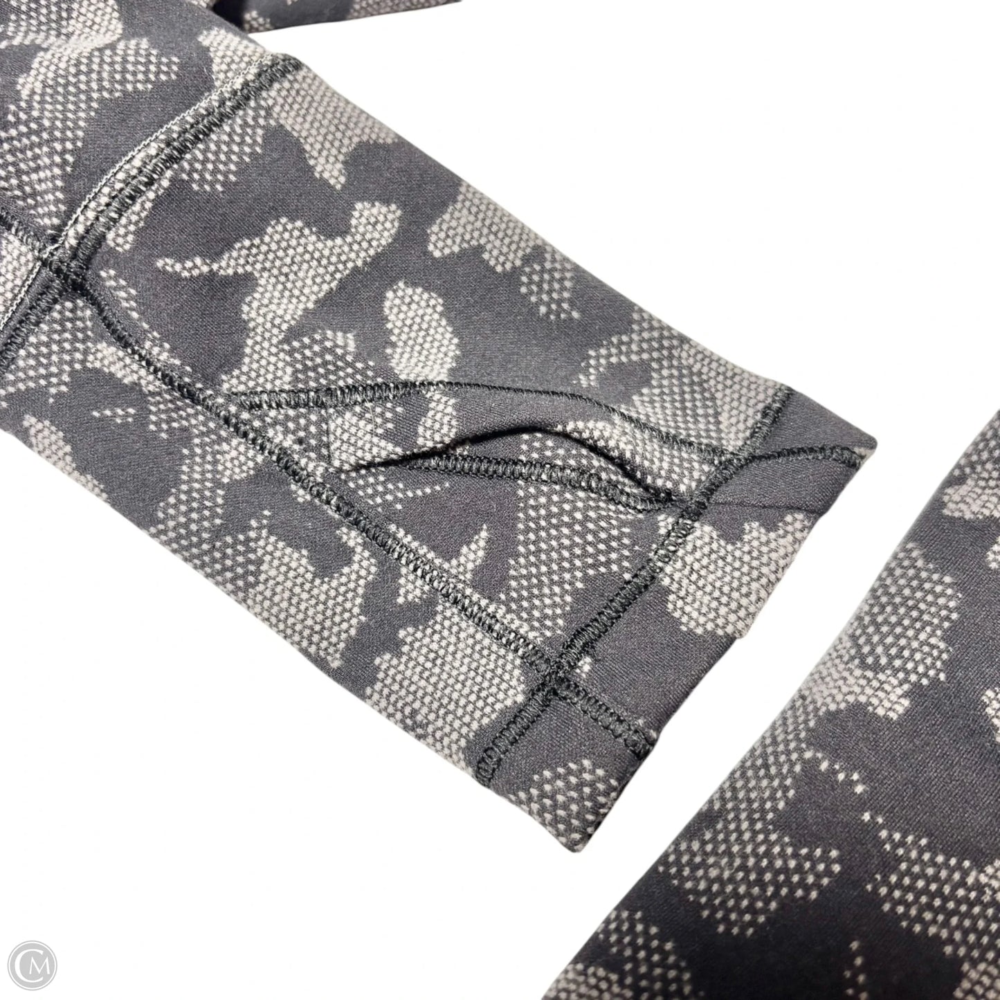 Athletic Top Long Sleeve Crewneck By Lululemon In Camouflage Print, Size: M