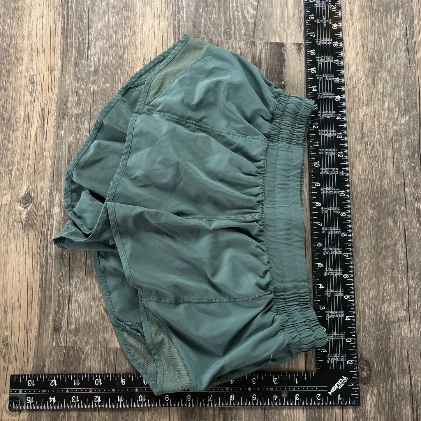 Athletic Shorts By Lululemon In Green, Size: M