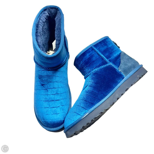 Boots Designer By Ugg In Blue, Size: 11