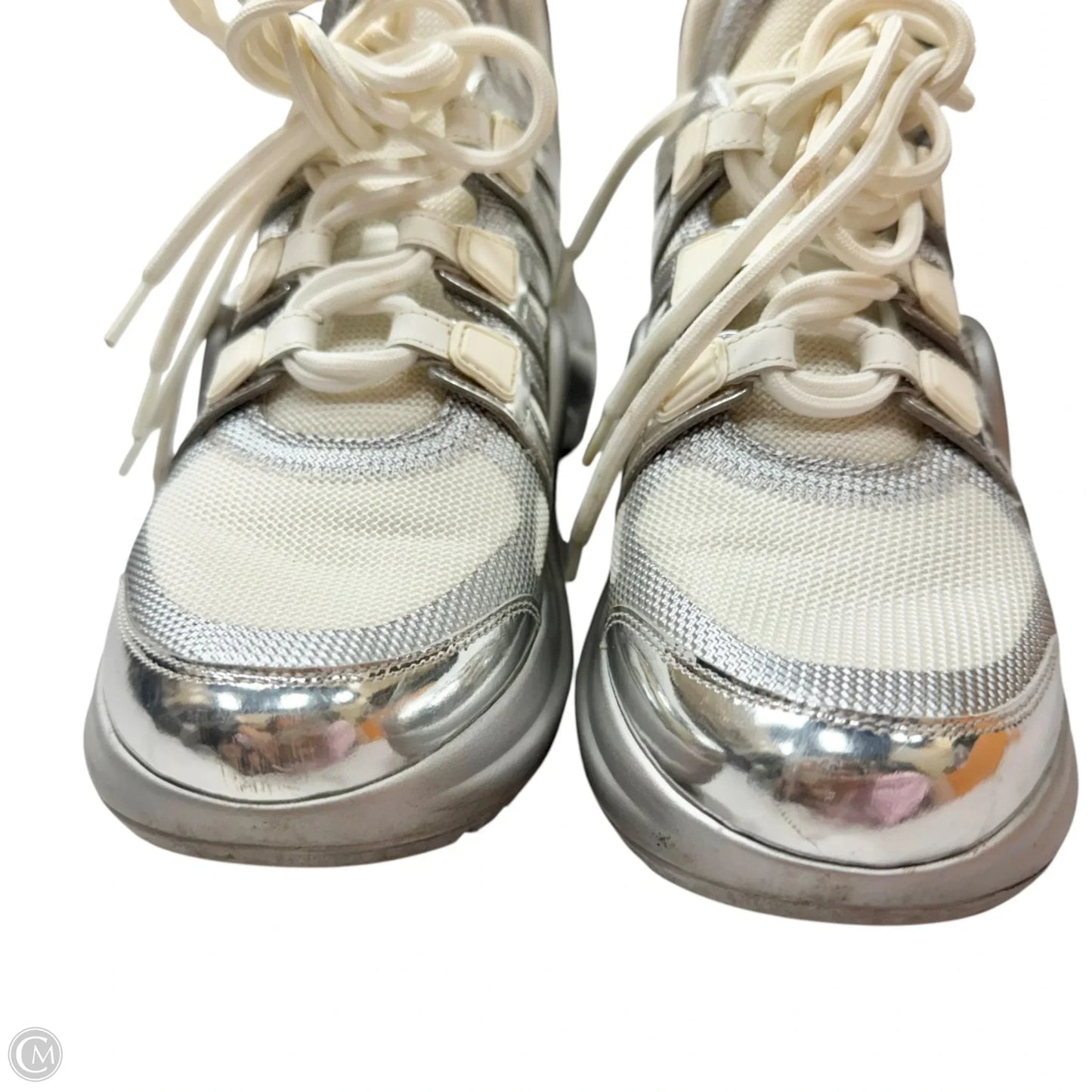 Shoes Luxury Designer By Louis Vuitton In Silver & White, Size: 6