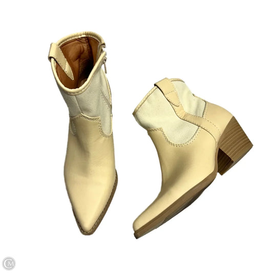 Boots Western By Universal Thread In Cream & Tan, Size: 7