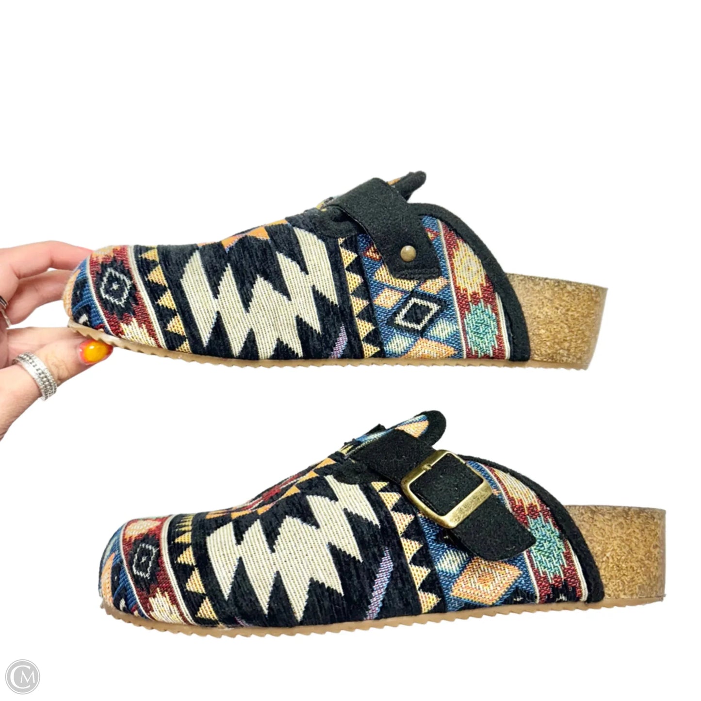Shoes Flats By DL 1990 In Geometric Pattern, Size: 9.5