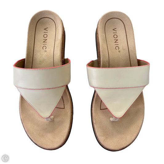 Sandals Flats By Vionic In Cream, Size: 7