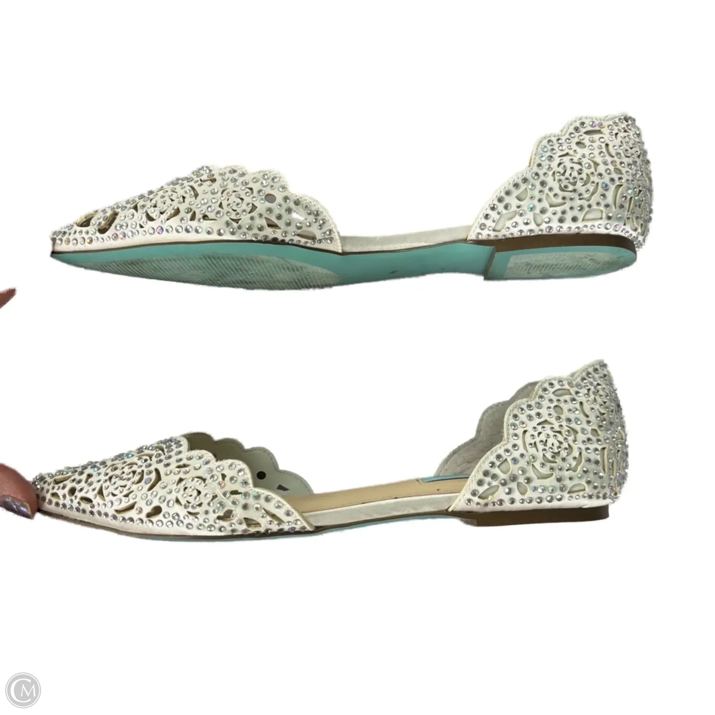 Shoes Flats By Betsey Johnson In White, Size: 7.5