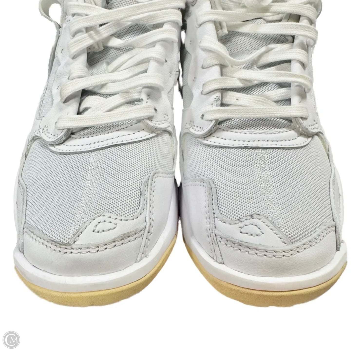 Shoes Luxury Designer By Jordan In White, Size: 9.5