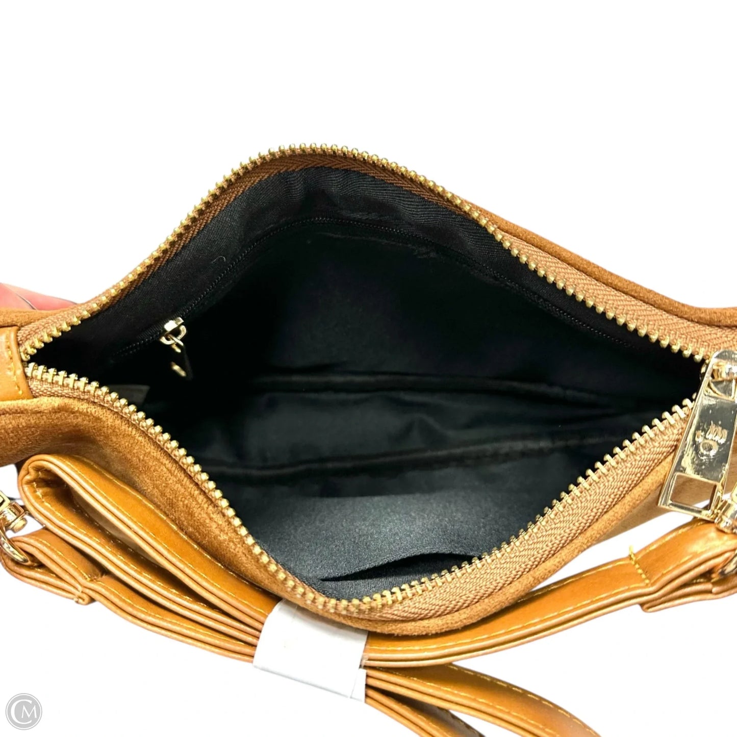 Handbag By Bearpaw, Size: Medium