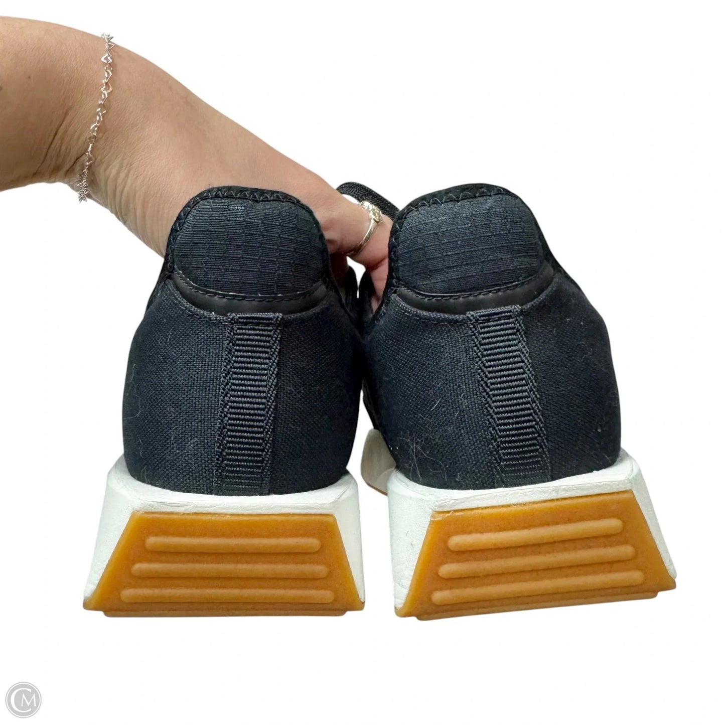 Shoes Sneakers By Allbirds In Black & White, Size: 11