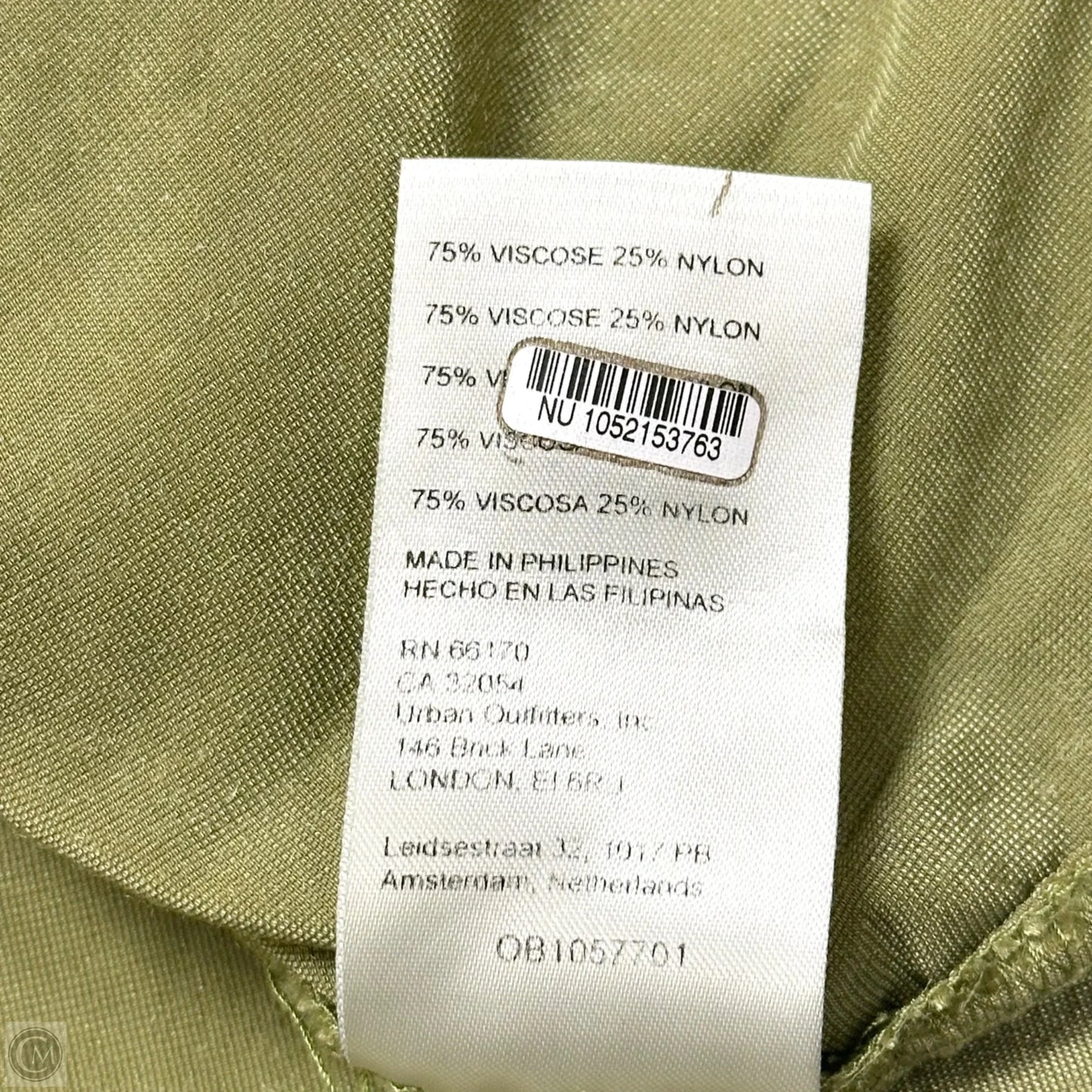 Top Long Sleeve By Pilcro In Green, Size: L