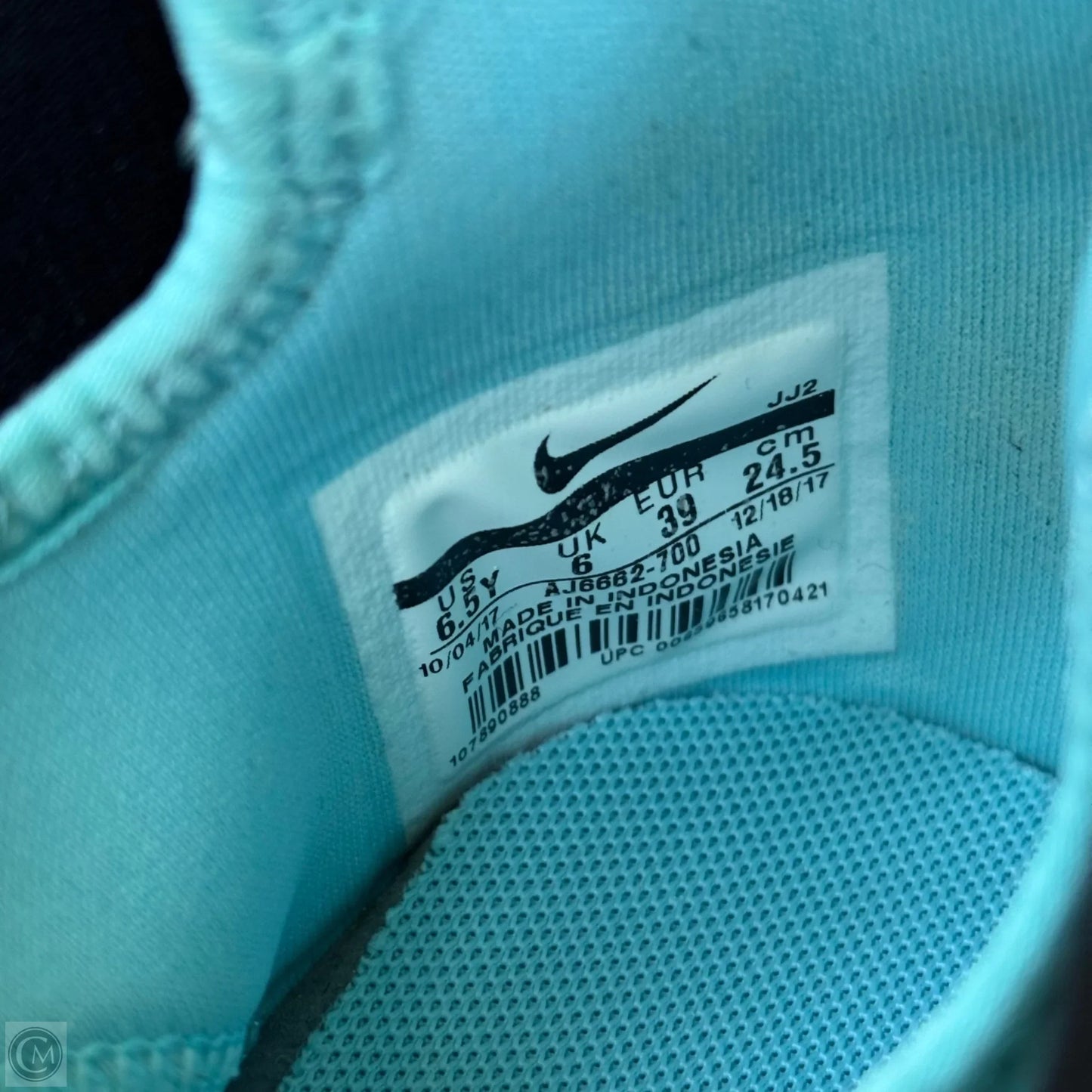 Shoes Athletic By Nike In Yellow, Size: 8