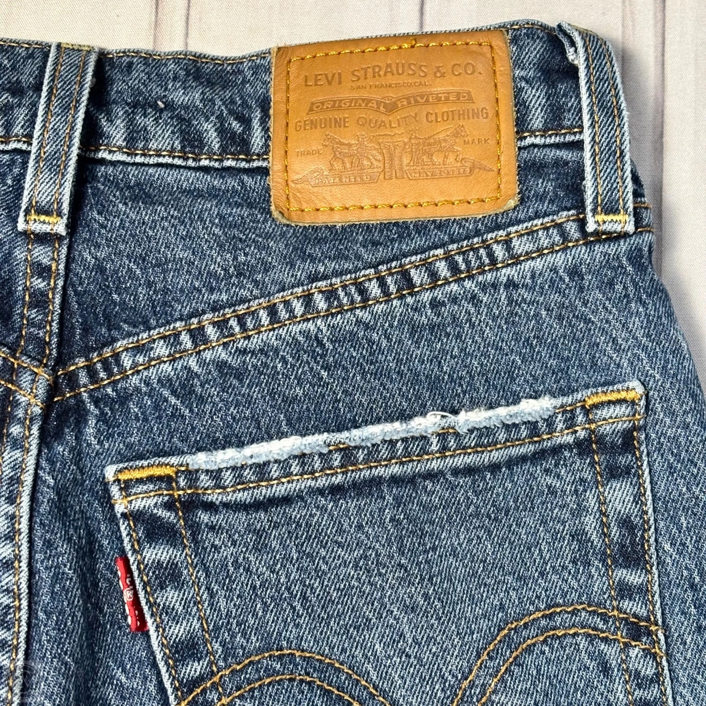 Jeans Straight By Levis In Blue Denim, Size: 0