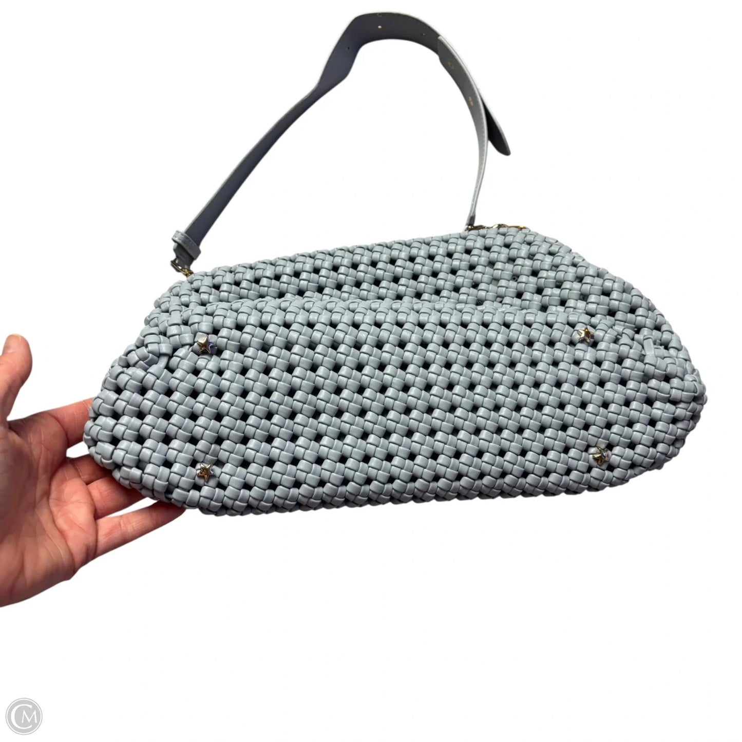 Handbag Size: Medium