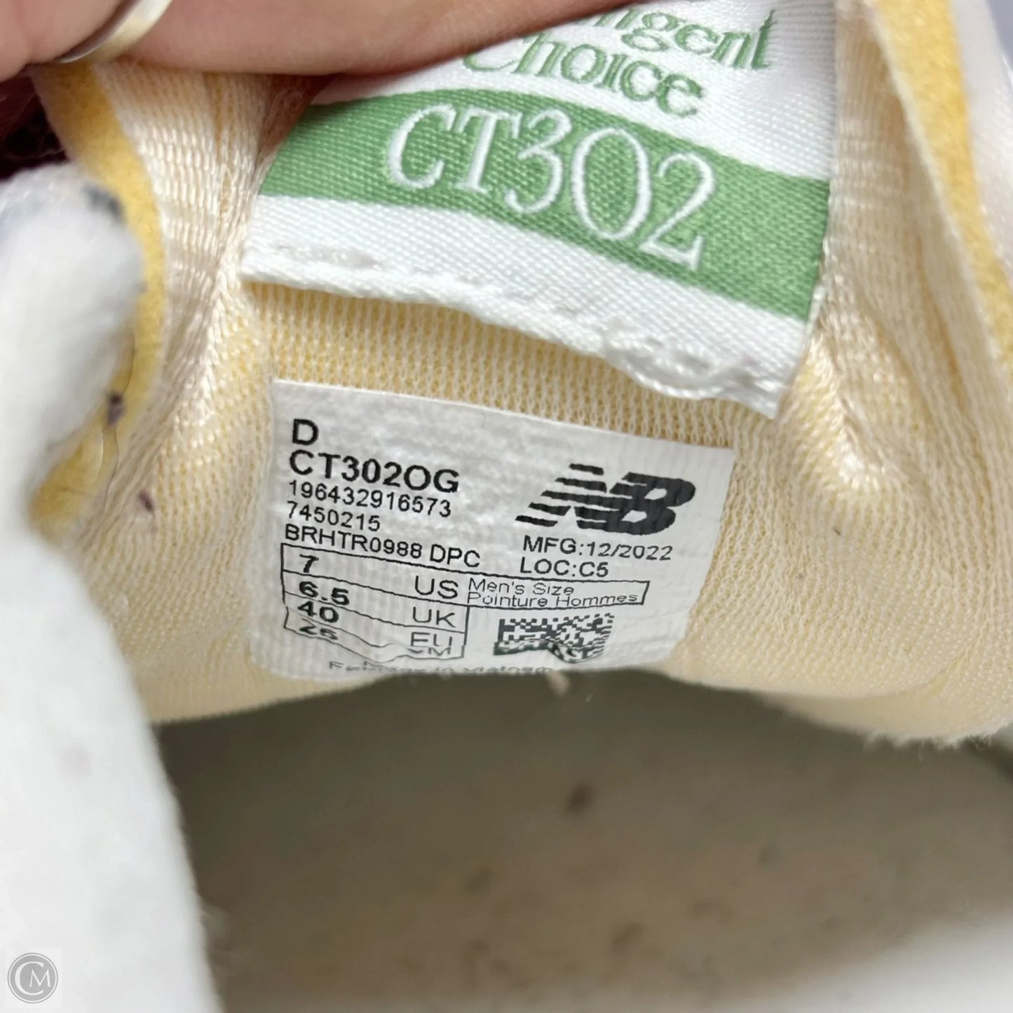 Shoes Sneakers By New Balance In Green & White, Size: 7