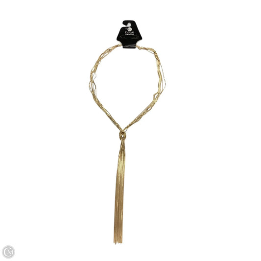 Necklace Layered By Clothes Mentor