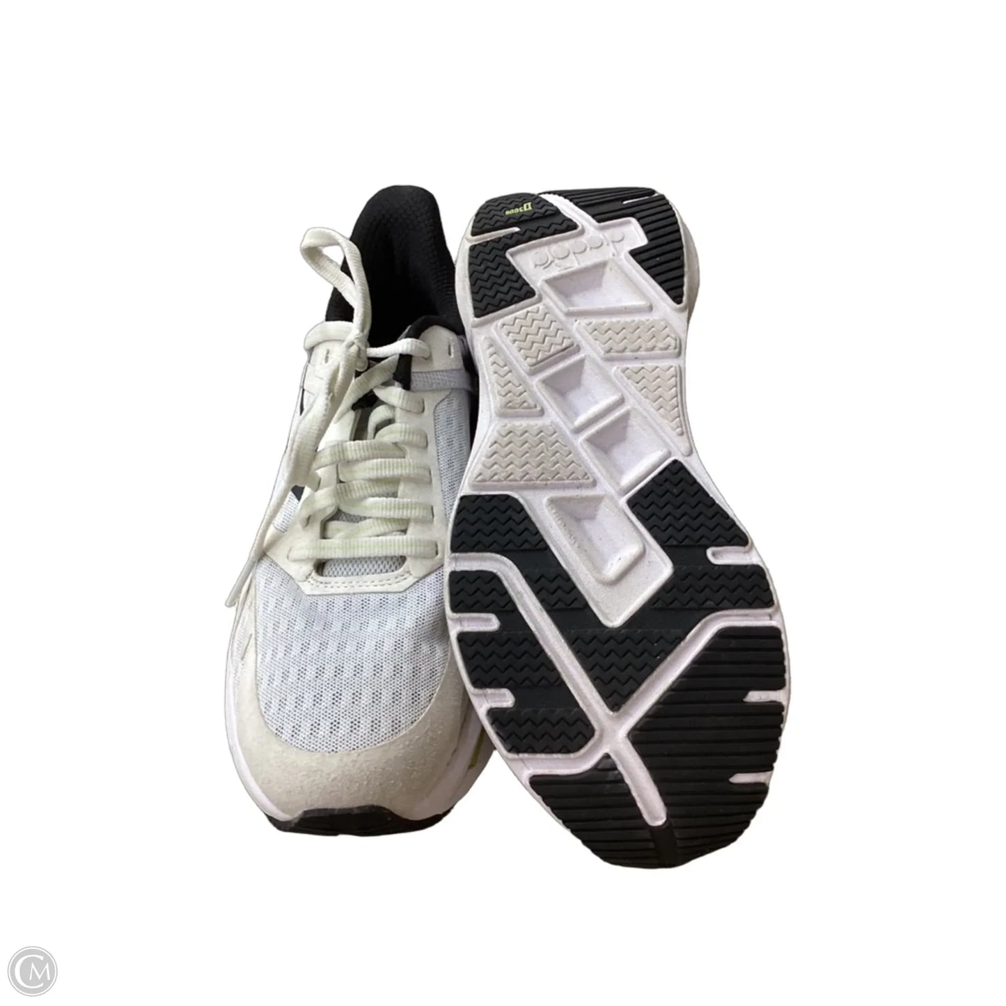 Shoes Athletic By Cmc In Ivory, Size: 7