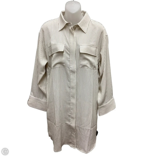 Dress Casual Short By Clothes Mentor In Striped Pattern, Size: S