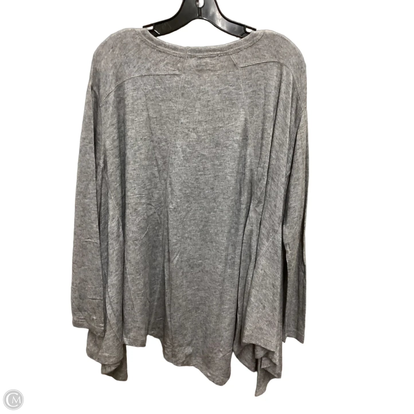 Top Long Sleeve By Entro In Grey, Size: M