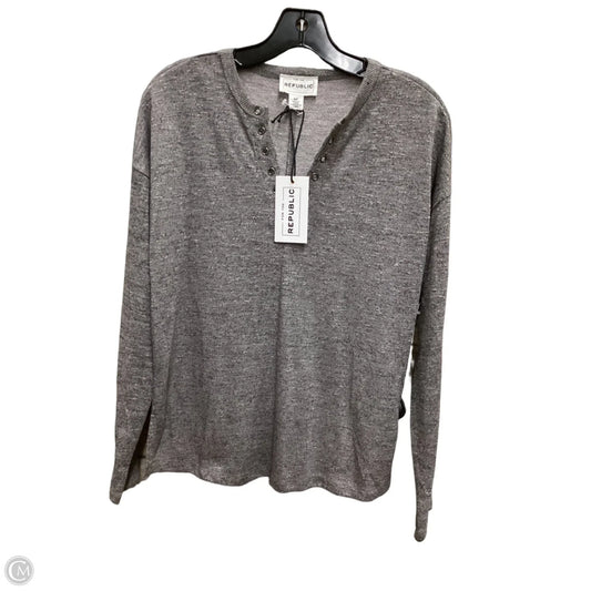 Top Long Sleeve Basic By Clothes Mentor In Grey, Size: S