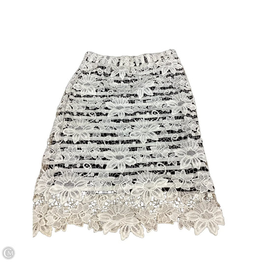 Skirt Midi By Clothes Mentor In Black & White, Size: S