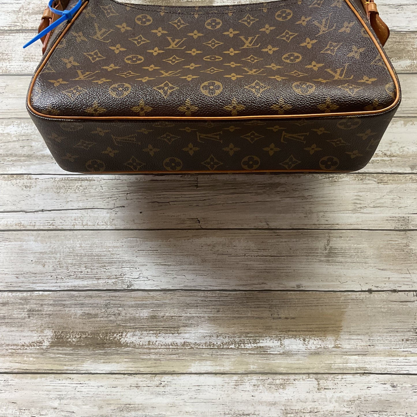 Handbag Luxury Designer By Louis Vuitton In Brown, Size:Medium