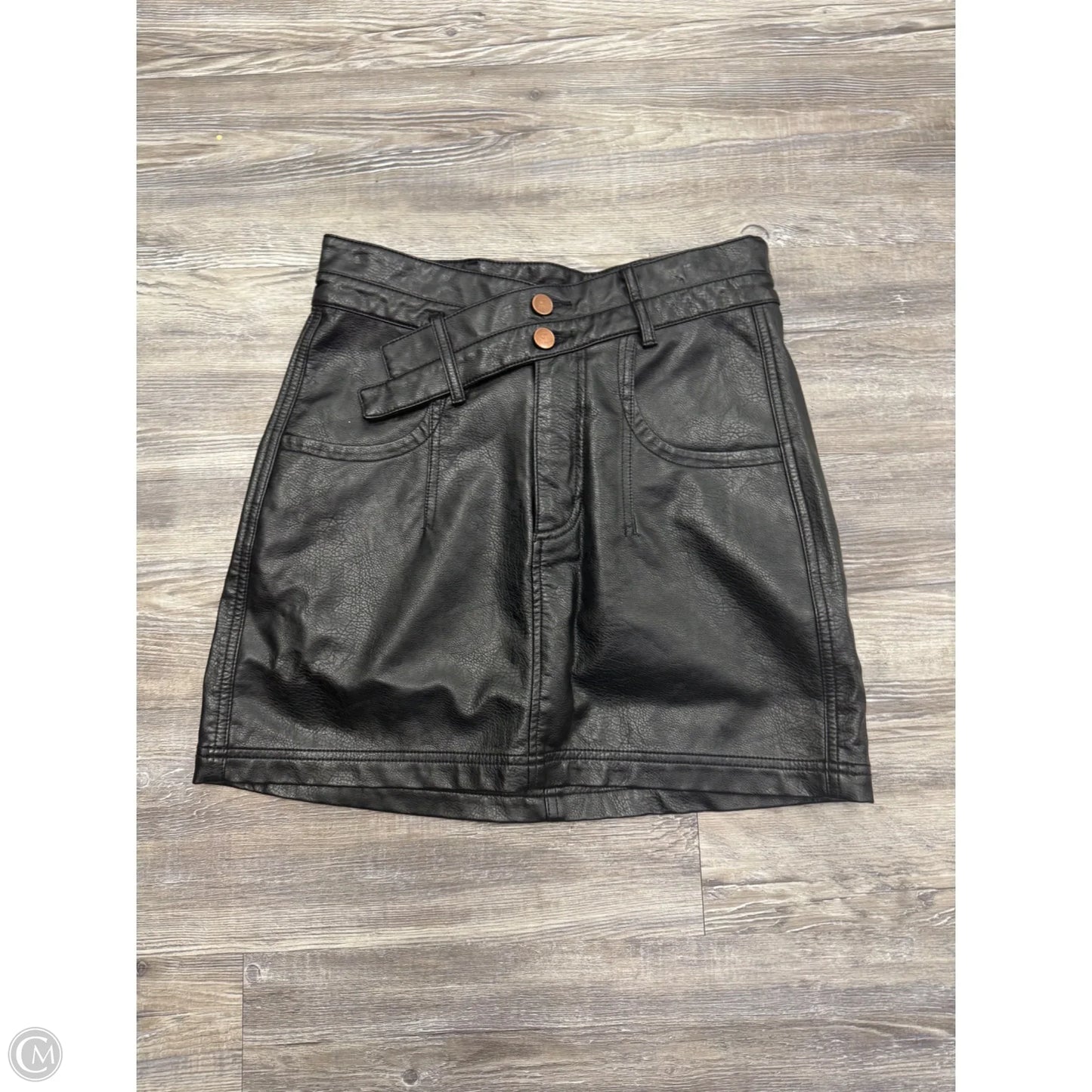 Skirt Mini & Short By Pilcro In Black, Size: 8