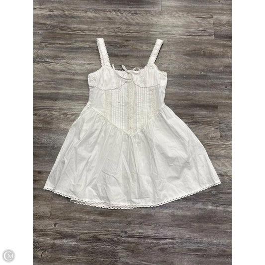 Dress Casual Short By Asos In White, Size: 6