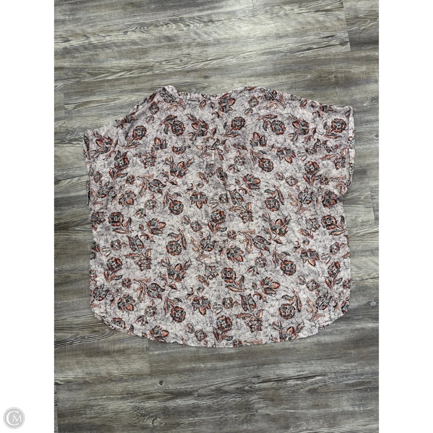 Top Short Sleeve By Maurices In Purple, Size: 4x