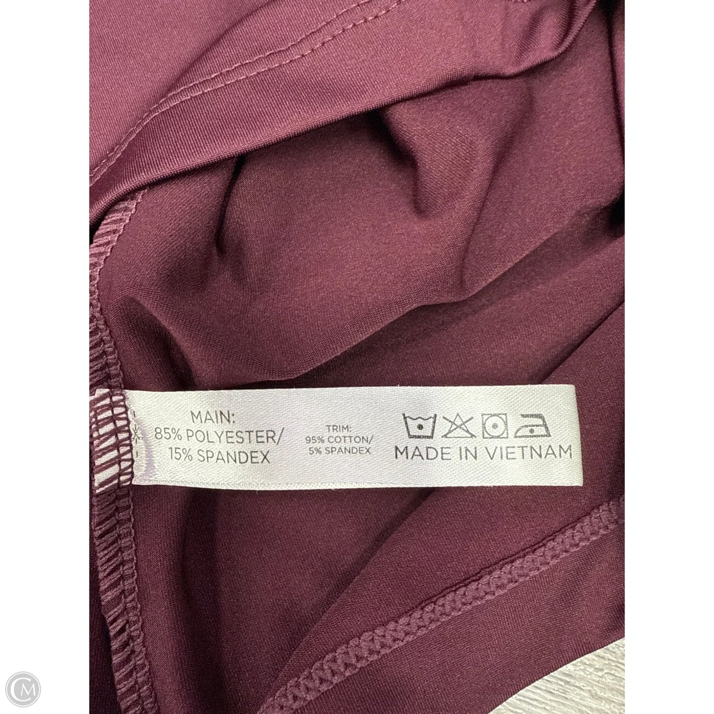 Athletic Top Short Sleeve By Tuckernuck In Maroon, Size: S