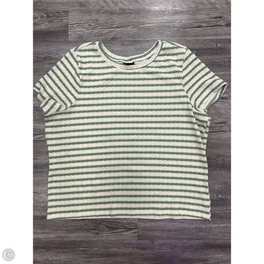 Top Short Sleeve By Torrid In Striped Pattern, Size: 3x