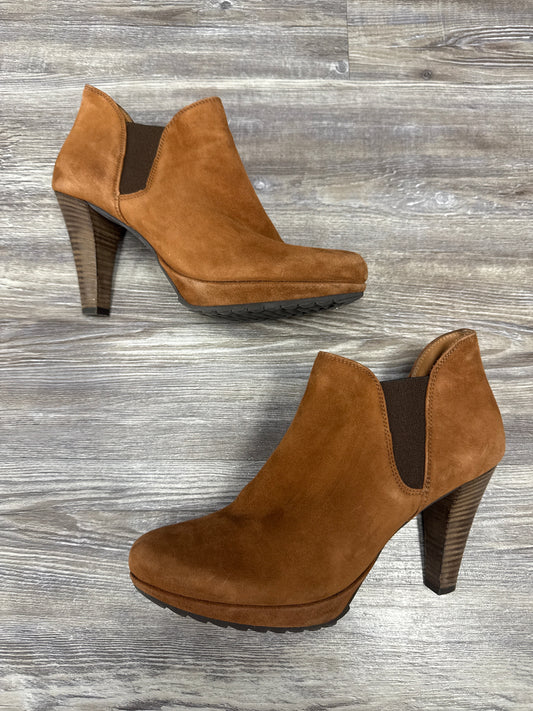 Boots Ankle Heels By Paul Green In Brown, Size: 7